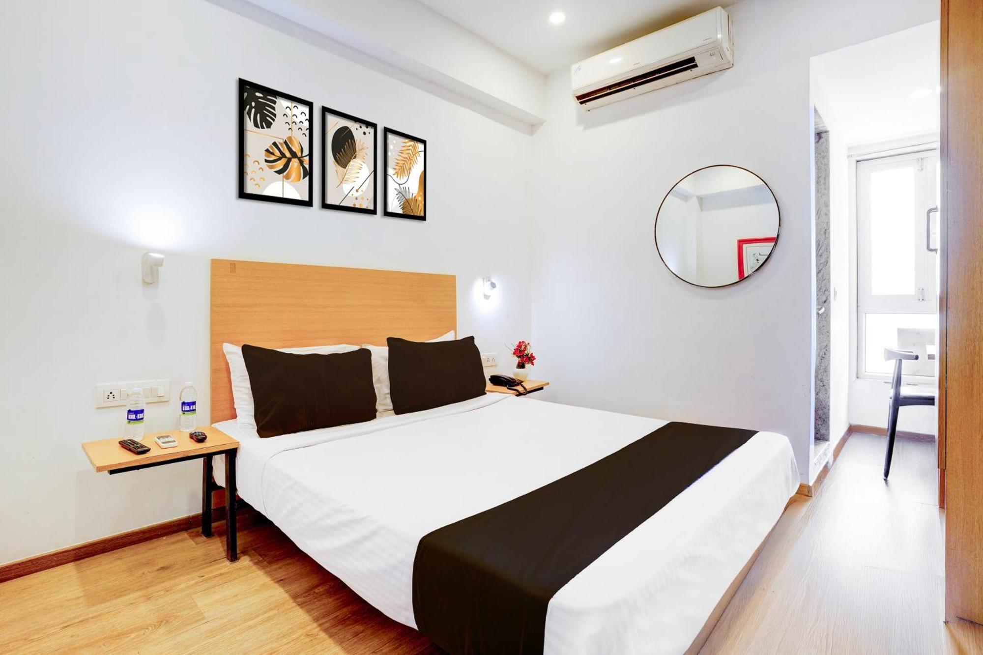 Townhouse Khar The Habitat Hotel Mumbai  Buitenkant foto