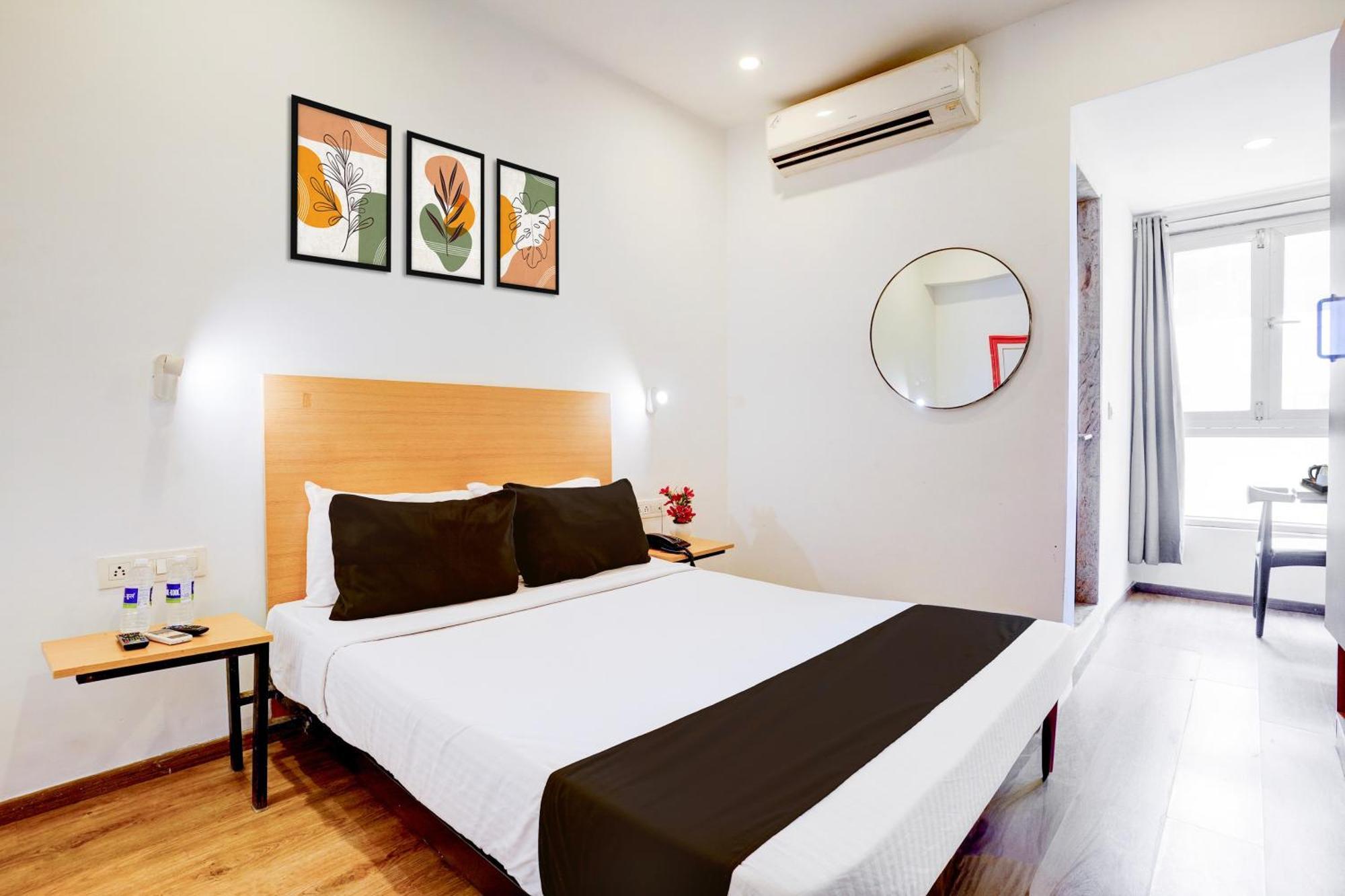 Townhouse Khar The Habitat Hotel Mumbai  Buitenkant foto